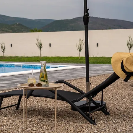 Dodir Sunca Villa